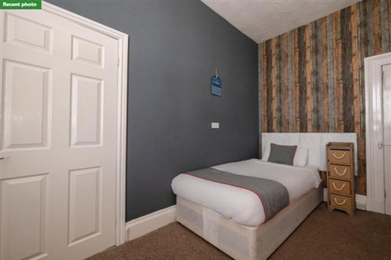 Oyo Pier Hotel Rhyl Kültér fotó