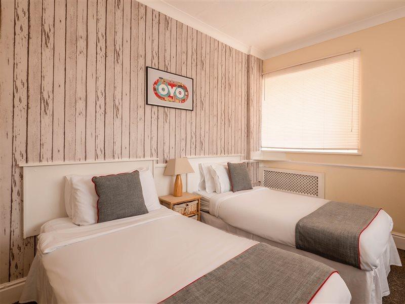 Oyo Pier Hotel Rhyl Kültér fotó