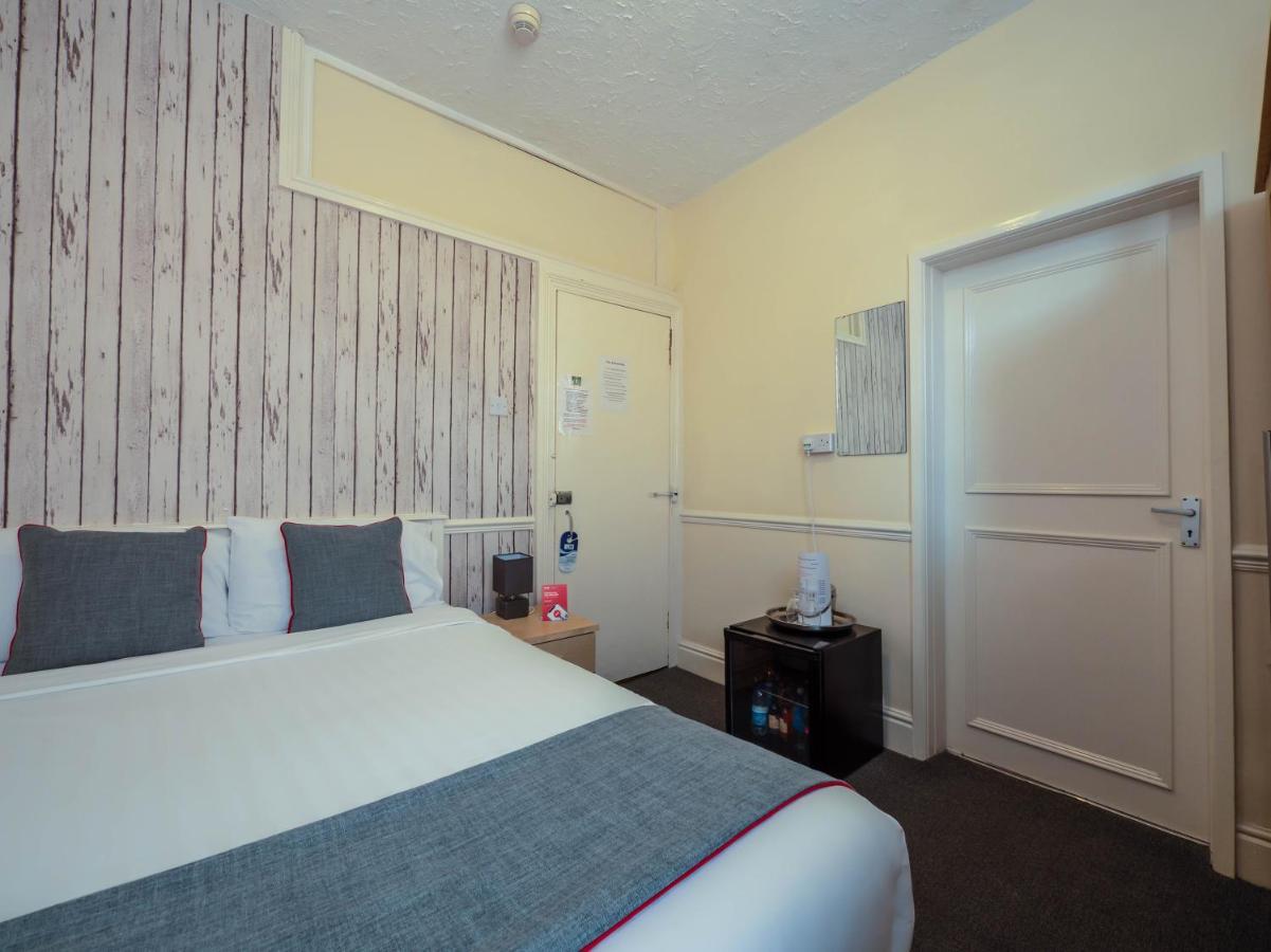 Oyo Pier Hotel Rhyl Kültér fotó