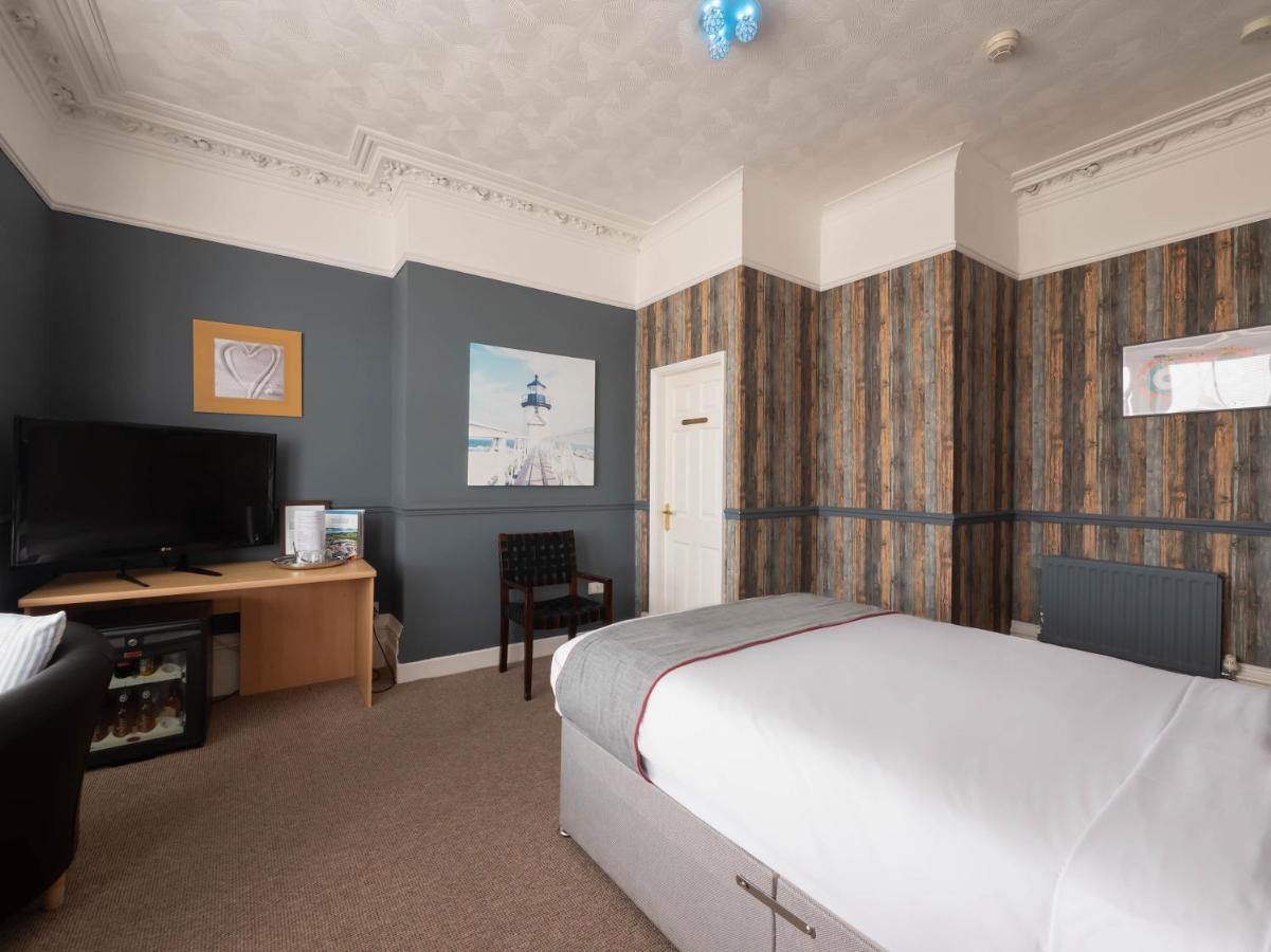 Oyo Pier Hotel Rhyl Kültér fotó