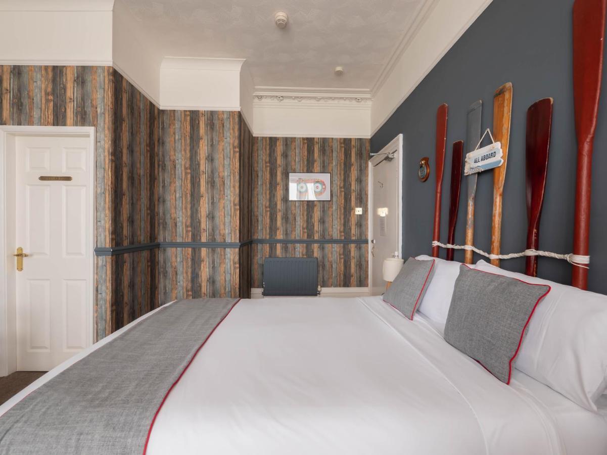 Oyo Pier Hotel Rhyl Kültér fotó