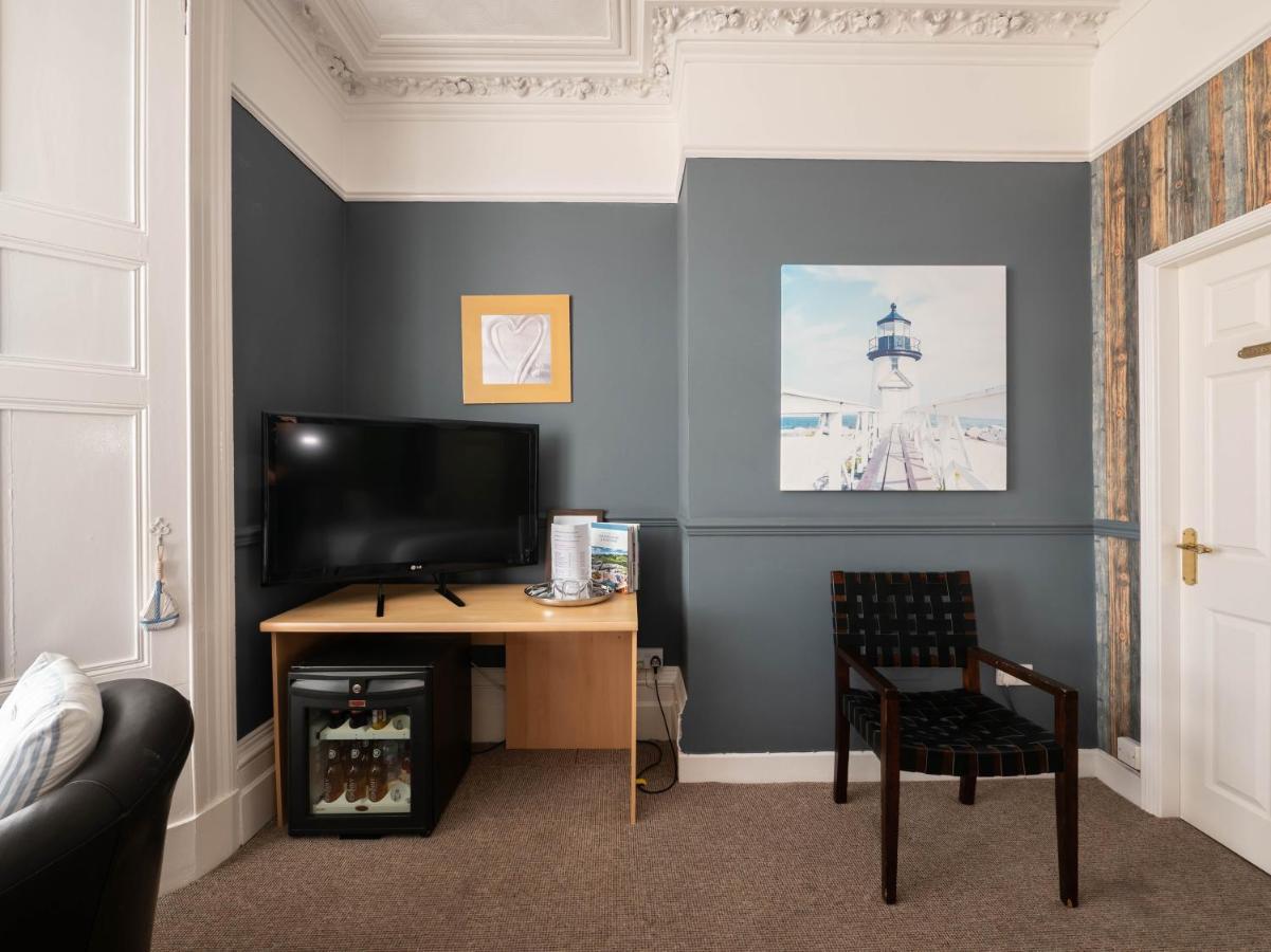 Oyo Pier Hotel Rhyl Kültér fotó